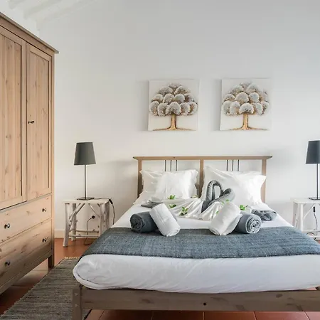 Casa Dos 1740/al * Моштейруш