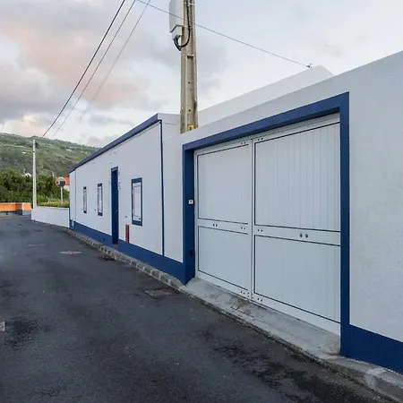 Villa Casa Dos Mosteiros 1740/al *