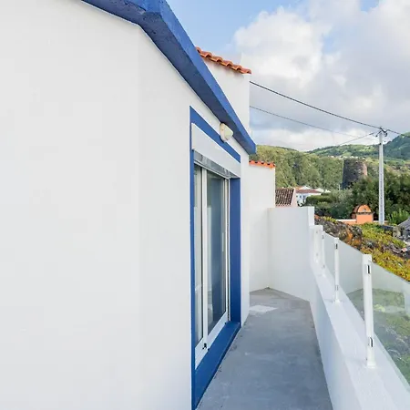 Villa Casa Dos Mosteiros 1740/al *